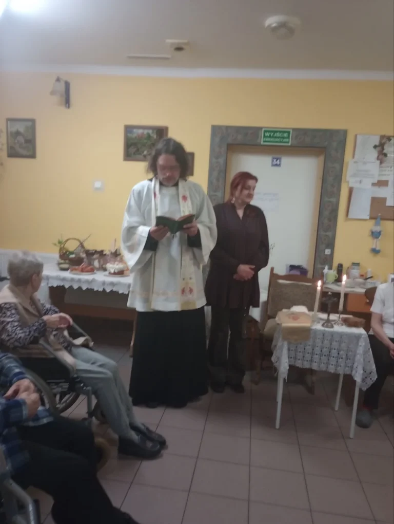 Nabożeństwo wielkanocne w DPS