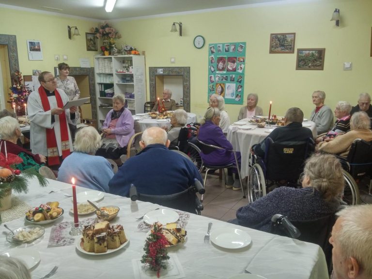 pensionariusze_7475236011