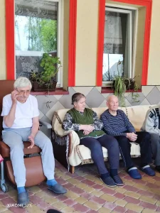 Odpoczynek na tarasie w DPS